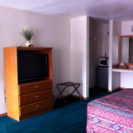 Legacy Inn Price Ngoại thất bức ảnh