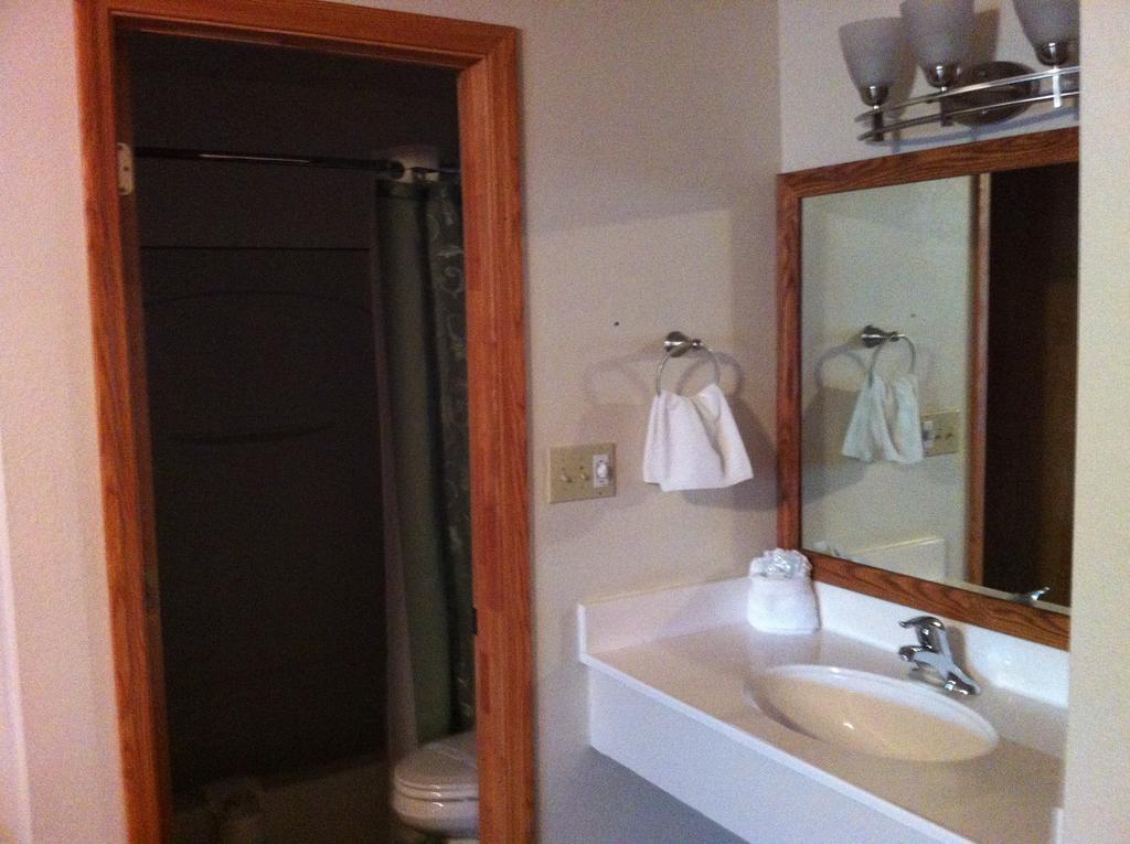 Legacy Inn Price Phòng bức ảnh