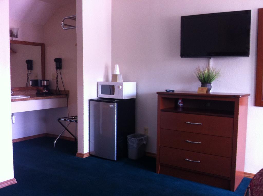 Legacy Inn Price Ngoại thất bức ảnh